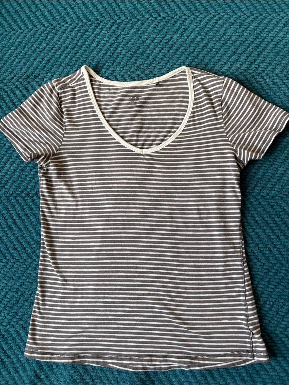 Toad & Co Marley Short Sleeve Gray Stripe V-Neck T-Shirt Size Small